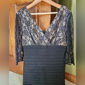 Adrianna Papell Elegant Black and Cream Dress